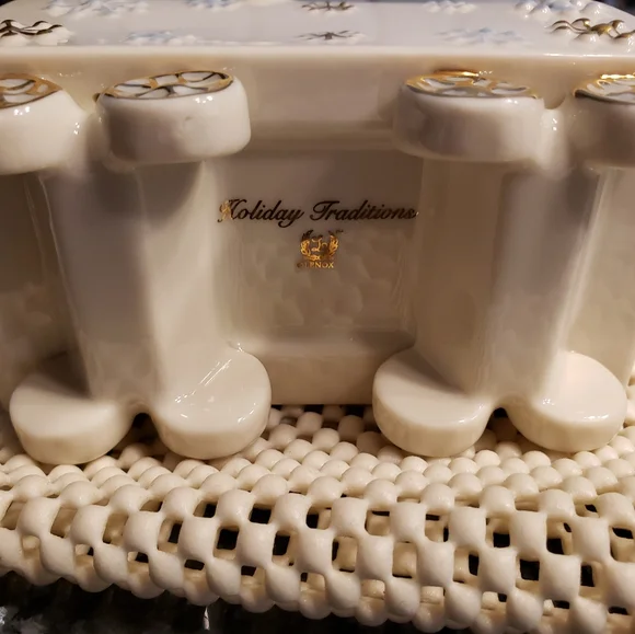 Lennox baby lamb oniment &LENOX Holiday Fraditions - Picture 16 of 16